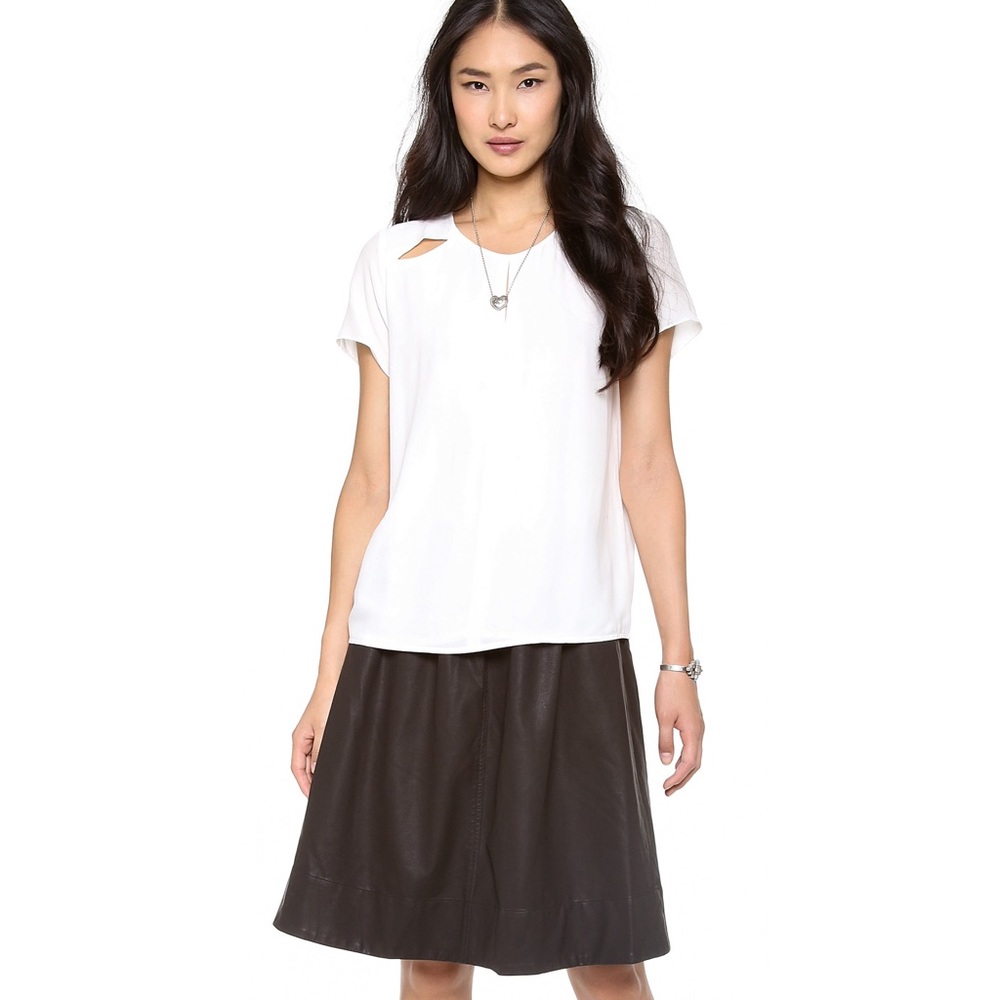 Funktional White Linear Peak Thru Top Size XS